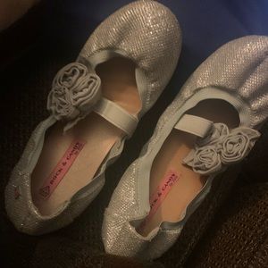 Baby doll gently used shoes 7 1/2
